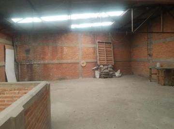 1 · Bodega Comercial a Minutos del Aicm | 3 Niveles | 700 m²