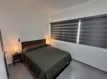 Casa · 16m² · 1 Recámara · Cuarto en Renta, Baño Privado, Una o Dos Personas, a Dos Cuadras del Tren Ligero