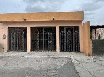 Casa · 120m² · 2 Recámaras · 1 Estacionamiento · Casa en Venta Fracc. Hacienda Las Bugambilias