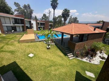 Casa en condominio de 2 habitaciones, Tlayacapan · Exclusivo Residencial con Alberca en Tlayacapan