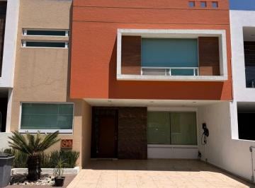 Casa en condominio de 3 habitaciones, Morelia · Casa con 160 m² Superficie de Terreno, 3 Recámaras en Venta, Fraccionamiento Paseo del Parque
