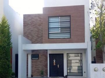 Casa de 3 habitaciones, Saltillo · Cámbiate Ya Lista Para Vivir en Excelente Casa Como Nueva Al Sur Monteverde