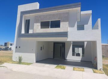 Casa de 3 habitaciones, Durango · Casa Nueva con Recamara en Planta Baja Fracc Privado