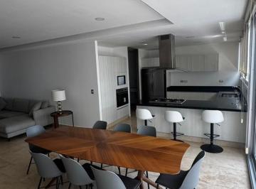 Departamento · 200m² · 3 Recámaras · 2 Estacionamientos · Departamento Amueblado en Renta en Cancún