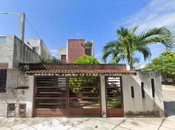 Casa de 3 habitaciones, Cancún · Casa con 126 m² Superficie de Terreno, 3 Habitaciones en Venta en Cancún