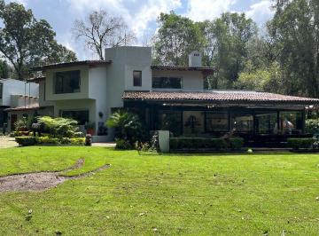 Casa en condominio · 720m² · 4 Recámaras · 4 Estacionamientos · Casa en Venta Dentro del Club de Golf Avándaro, Frente Al Hoyo #6