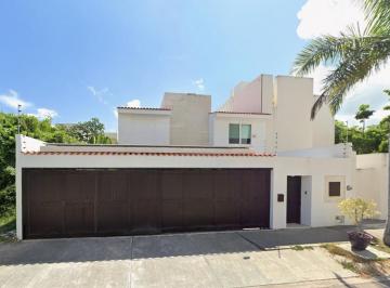 Casa de 5 habitaciones, Cancún · Casa con 5 Dorm. en Venta, 524 m² Superficie de Terreno, Supermanzana 12