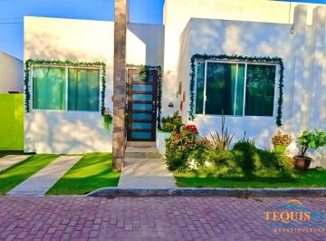 Casa de 2 habitaciones, Tequisquiapan · Casa de un Piso en La Magdalena Tequisquiapan – Comodidad y Ubicación Ideal