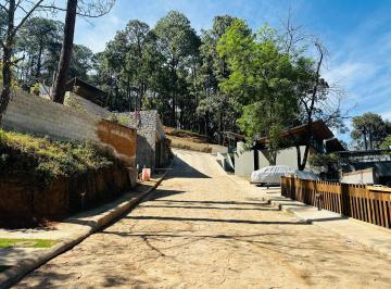 Terreno / Lote · 1510m² · Terreno en Avandaro con Cancha de Padel (Condominio)