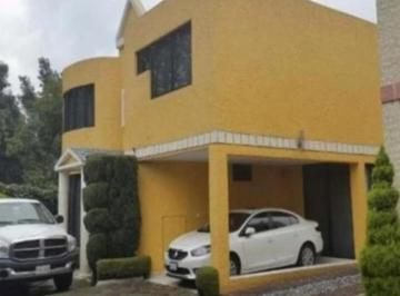 Casa de 3 habitaciones, La Magdalena Contreras · Cas en Venta en Av Contreras, Ciudad de México.