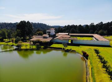Rancho · 3700m² · 14 Recámaras · 29 Estacionamientos · Rancho San Isidro Valle de Bravo