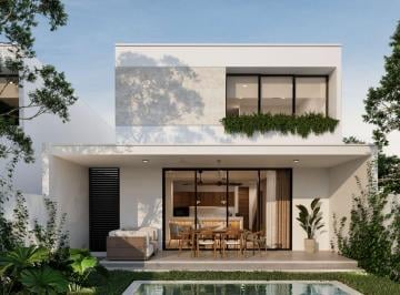 Casa de 2 habitaciones, Mérida · Casa en Venta Merida de 2 y 3 Recamaras con Alberca en Privada Residencial Zona Norte