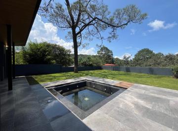 Casa en condominio · 370m² · 4 Recámaras · 2 Estacionamientos · Bosque Avándaro, Preventa, Última Casa Disponible.