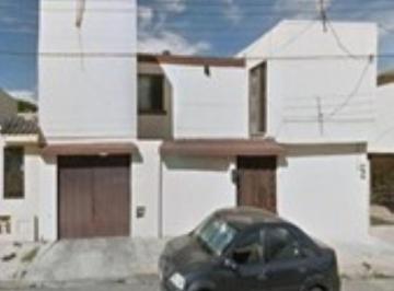 Casa de 4 habitaciones, Saltillo · Preciosa Casa en Venta en Coahuila