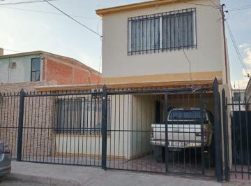 Casa de 3 habitaciones, Chihuahua · Se Vende Casa de 2 Plantas en Colonia Satelite $2'750,000