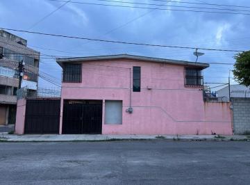 Casa de 3 habitaciones, Puebla · Casa en Renta a Pie de Calle. Col Valle del Rey