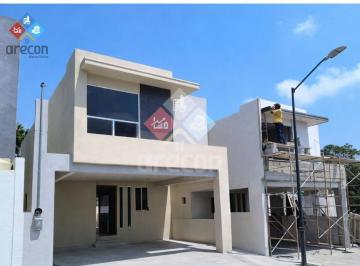 Casa · 160m² · 3 Recámaras · 2 Estacionamientos · Casa en Preventa, Zona Norte Tampico, Cerca de Carretera Tampico - Mante