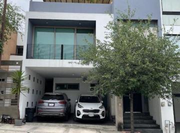 1 · Casa en Venta en Cumbres Providencia, Monterrey