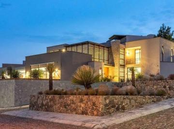12cd5bc70850211b1d0f45d35ef698d515eb6e93b3f720fe434161dc758400eb · Casa en Club de Golf en San Miguel de Allende en Venta, Amueblada