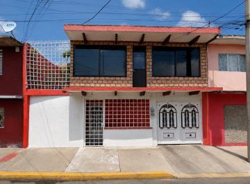 Casa de 4 habitaciones, Nezahualcóyotl · Casa en Venta en Col. Estado de México, Ciudad Nezahualcóyotl.