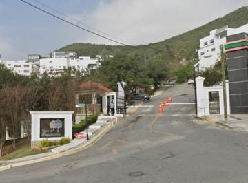 Terreno / Lote · 361m² · Terreno en Venta en Valle de Bosquencinos