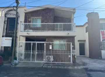 Casa · 102m² · 3 Recámaras · 1 Estacionamiento · Casas en Venta en Paseo de Los Andes, San Nicolas de Los Garza