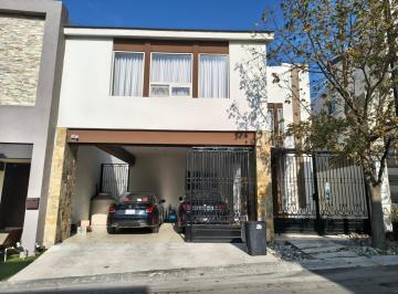 Casa · 260m² · 3 Recámaras · 2 Estacionamientos · Casas en Venta en Vistancias