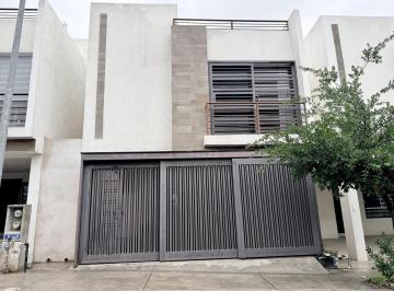 Casa · 179m² · 3 Recámaras · 2 Estacionamientos · Casas en Renta en Brianzzas Residencial
