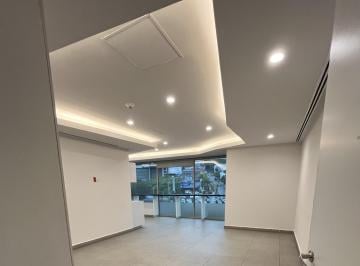 Oficina · 590m² · 25 Estacionamientos · Oficinas en Renta en Residencial San Agustin