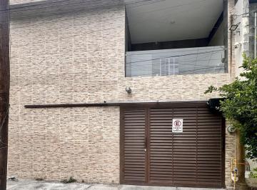 Casa · 180m² · 3 Recámaras · 1 Estacionamiento · Casas en Venta en Valle de Santo Domingo