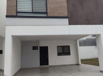 Casa · 226m² · 3 Recámaras · 2 Estacionamientos · Casas en Venta en Sin Colonia