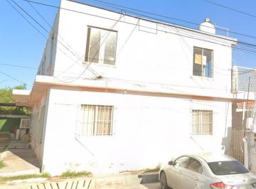 Casa · 280m² · 4 Recámaras · 1 Estacionamiento · Casas en Venta en Frontera Centro