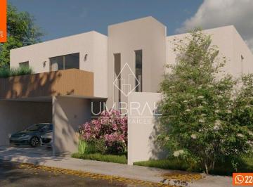 6c78be350876851b8f4eb53c71e9348578852b4bb2e5d1d7b1e541ac23d7e8f8 · Casa con 4 Recámaras en Pre - Venta, Finca de Las Ánimas, Xalapa