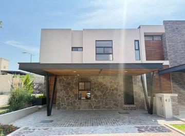 Casa de 4 habitaciones, Querétaro · Casa Nápoles - Altozano Queretaro