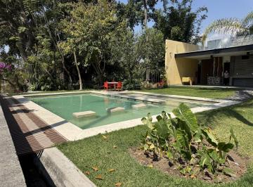 Casa · 190m² · 3 Recámaras · 2 Estacionamientos · Casa en Venta en Acapantzingo, Cuernavaca