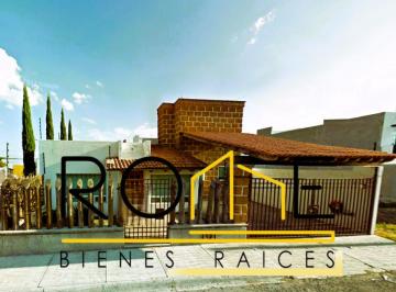 Casa de 4 habitaciones, Querétaro · ¡Casa a La Venta Ubicada en Colinas de Juriquilla Queretar, Grandiosa Oportunidad de Remate!
