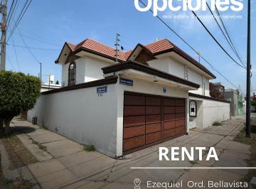 Casa de 3 habitaciones, Salamanca · Casa en Renta Ezequiel Ordoñez Bellavista Salamanca