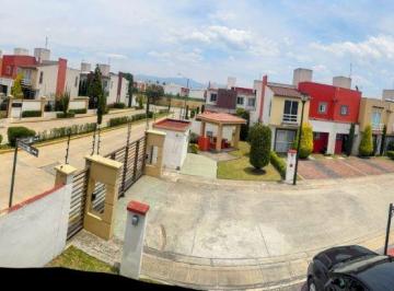 Casa en condominio de 3 habitaciones, Toluca · Casa en Venta en Villa Toscana Toluca Salida Rápido a Cdmx