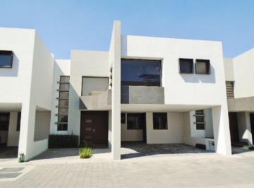 Casa en condominio de 3 habitaciones, Metepec · Renta Casa Residencial Aria Metepec