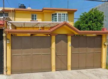 Casa de 3 habitaciones, Cuautitlán Izcalli · Casa en Venta en Ensueños, Cuautitlán Izcalli.