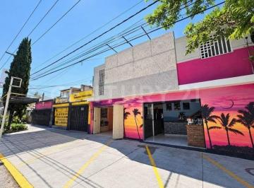 Local comercial · 189m² · 2 Recámaras · 3 Estacionamientos · Casa en Venta en El Sur Boulevares