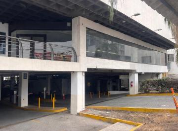 Bodega comercial · 1200m² · Locales en Renta en Contry