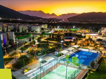 Casa · 150m² · 3 Recámaras · 1 Estacionamiento · Bonita Casa en Venta Fracc. Privado Dominio Cumbres Amenidades Nl
