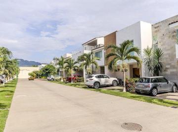 2c04102064e3a85a73119bf88b182247ad71bdcc566f7ff3acffdb81f798f23e · Casa Amueblada en Venta en Residencial Entre Rios, Fluvial Vallarta