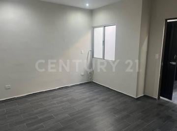Casa · 136m² · 3 Recámaras · 2 Estacionamientos · Casa en Venta en Col. Valle del Topochico en Monterrey