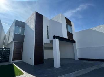 1 · Casa en Renta Al Norte de Saltillo
