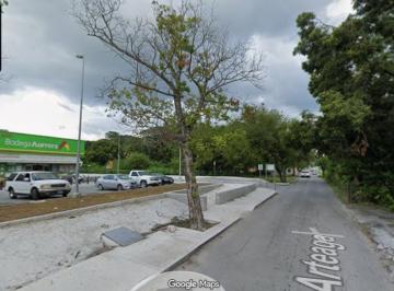 Terreno comercial · 2207m² · 15 Estacionamientos · Terreno en Venta Centro, Cerralvo