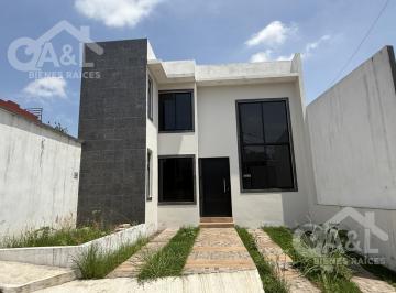Casa · 183m² · 3 Recámaras · 2 Estacionamientos · Casa en Venta Ubicada en Campo Viejo