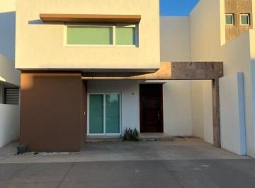 Casa de 3 habitaciones, Ahome · Casa en Renta Residencial Alcazar del Country