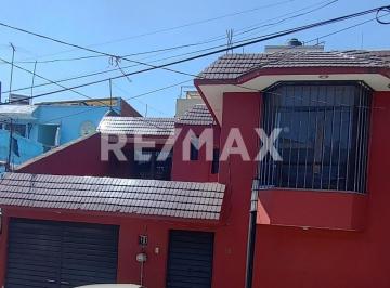 Casa · 173m² · 3 Recámaras · 1 Estacionamiento · Casa en Renta - (4)